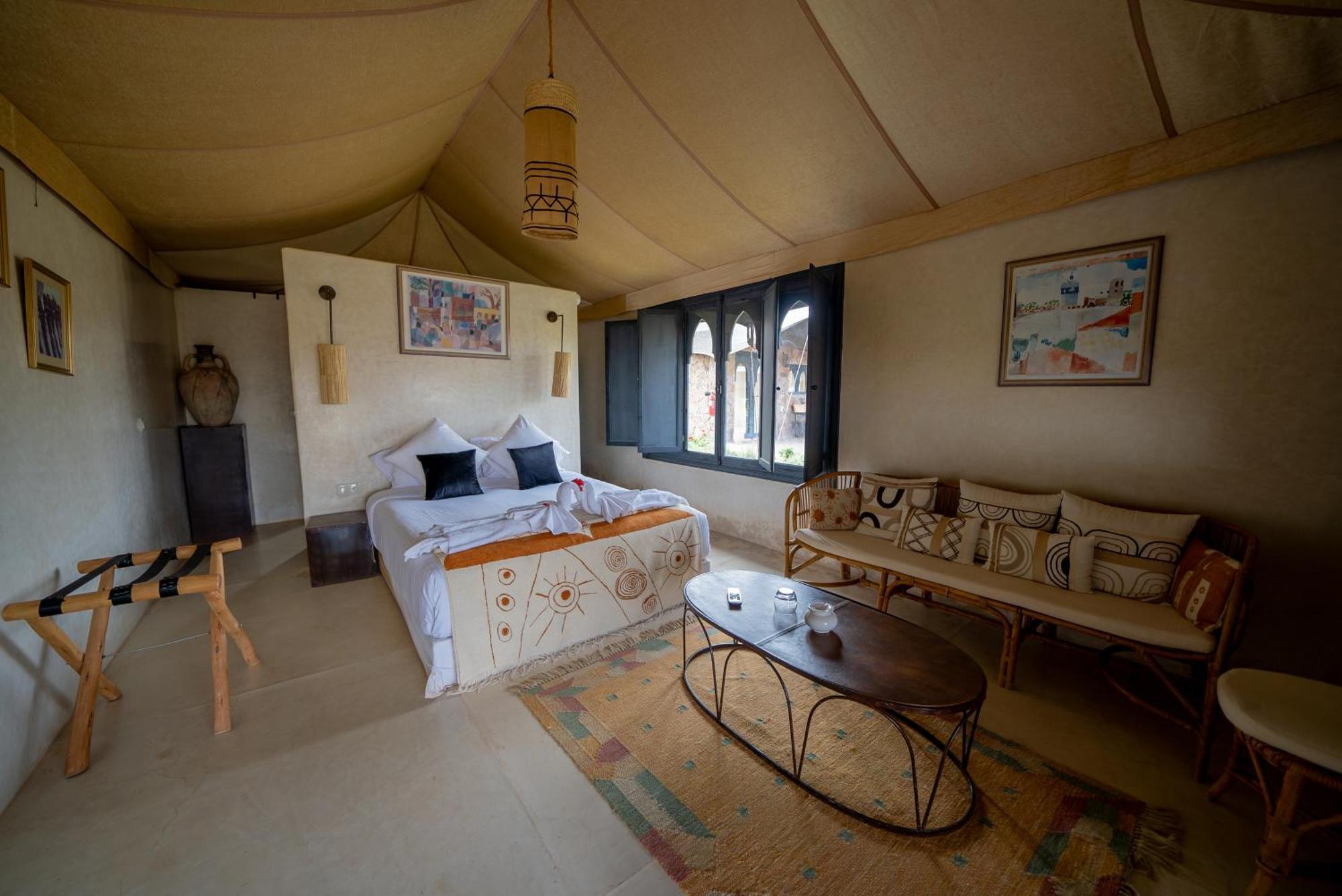 Le Bedouin Agafay Villa Marrakesh Exterior photo