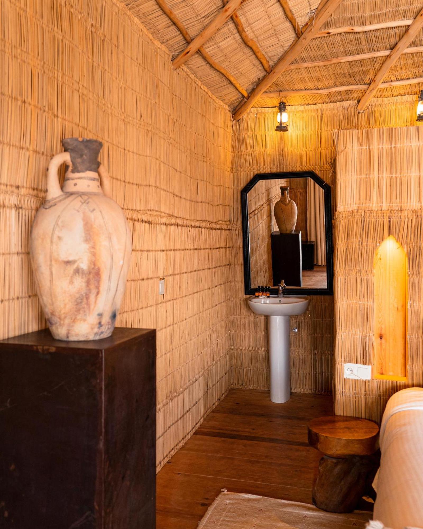 Le Bedouin Agafay Villa Marrakesh Exterior photo